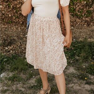 Floral Cream Skirt